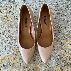 ABOUND Audry Block Heel Pump In Beige - 6M